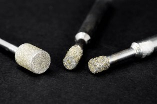 Electroplated diamond bits