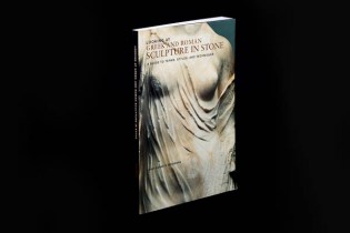 looking_at_Greek_and_roman_sculpture_in_stone_book
